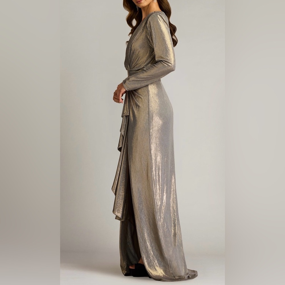 Tadashi Shoji Smoke Pearl POMONA METALLIC WATERFALL FLOUNCE GOWN BSJ25106L NWT - Picture 2 of 5